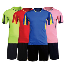 Fußball-Jersey-Druck-Logo-Fußball-Hemd der hohen Qualität einfacher oder gesetzter kundengebundener Fußball-Uniform